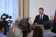 Když stát vybírá novináře. Kde končí právo ministra říci ne