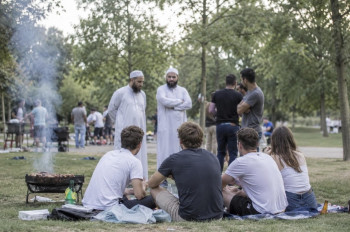 Vepřové na grilu vyvolalo ve Vídni ostrý střet kultur