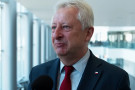 Armádní zakázka za 60 miliard se zpožďuje. Zůna čeká na CV90