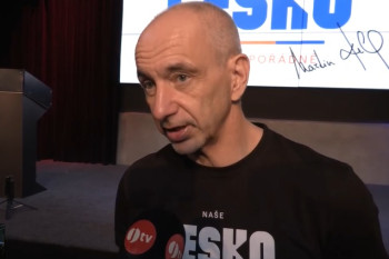 Zrušení poplatků může ochočit ČT, varuje Kuba