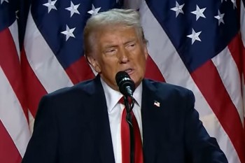 Trump zvyšuje tlak. Clo na auta z EU má vzrůst na 25 %