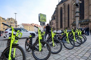 Město Plzeň spouští novou službu sdílených elektrokol