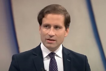 Akcie ČEZ pod tlakem! Kovanda mluví o nadhodnocení a pádu