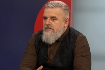 Kdo tahá za nitky volebních průzkumů? Vávra se ostře obul do STEMu